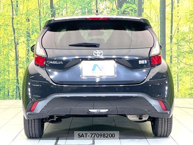 Toyota AQUA 2022-08 8334798-14