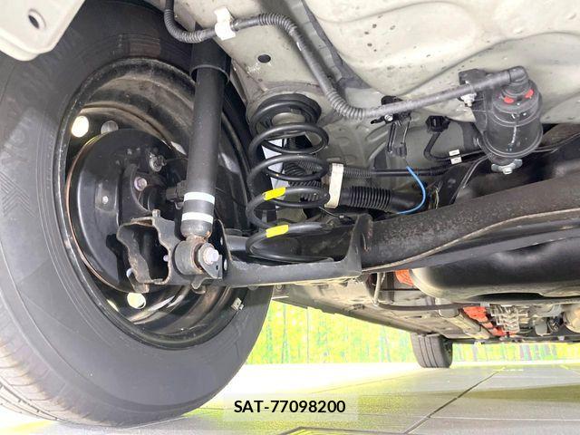 Toyota AQUA 2022-08 8334798-19