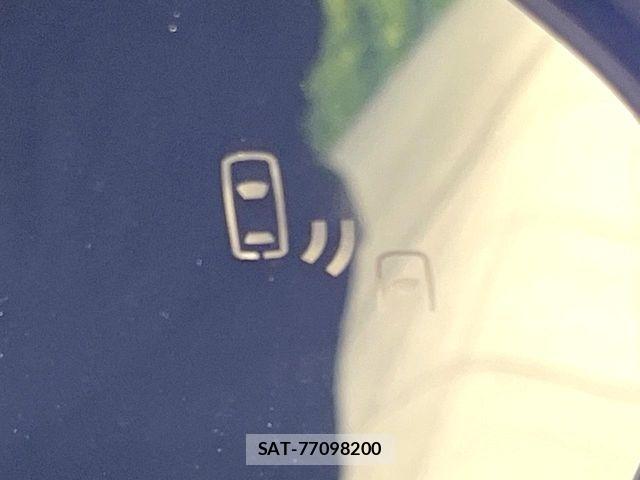Toyota AQUA 2022-08 8334798-5