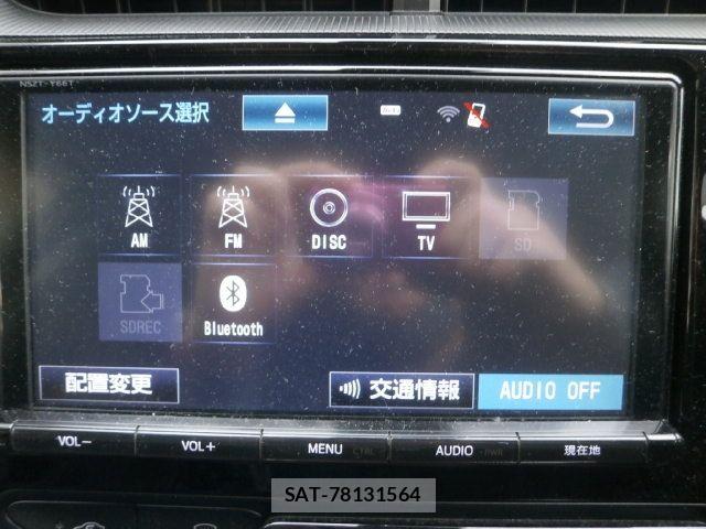 Toyota AQUA 2017-09 8334821-10