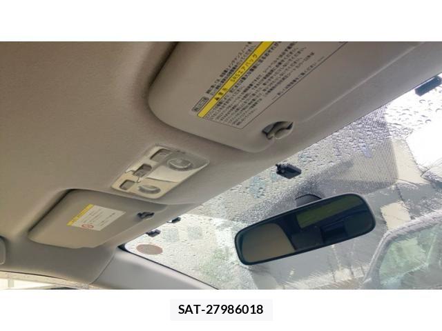 Toyota AQUA 2012-06 8334848-19