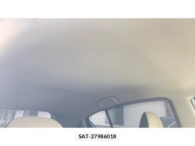 Toyota AQUA 2012-06 8334848-20