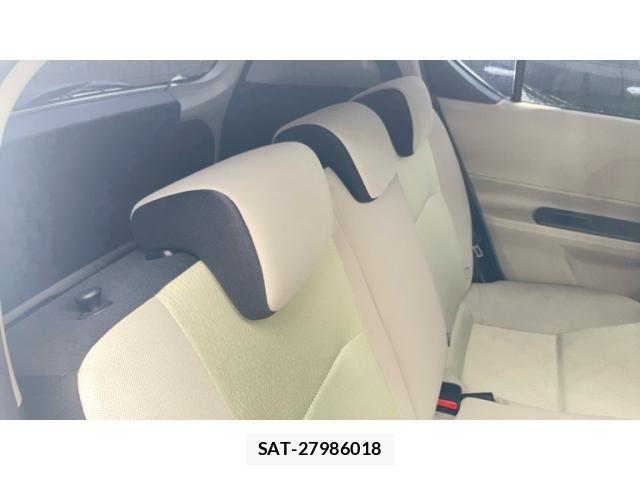 Toyota AQUA 2012-06 8334848-22