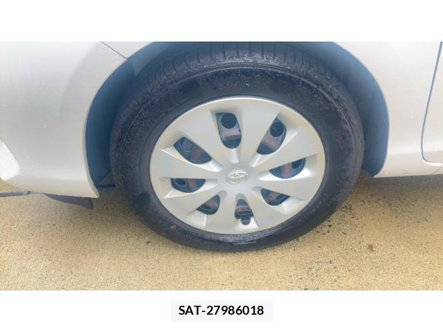 Toyota AQUA 2012-06 8334848-3