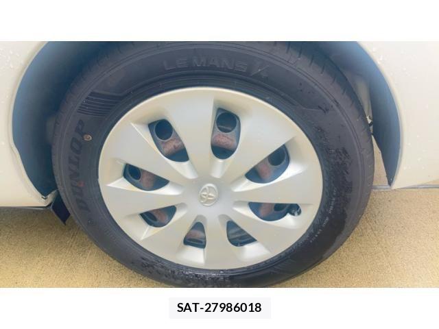 Toyota AQUA 2012-06 8334848-5