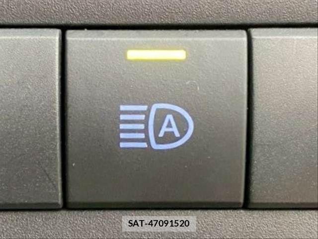 Toyota AQUA 2024-06 8334782-5