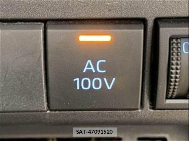 Toyota AQUA 2024-06 8334782-6
