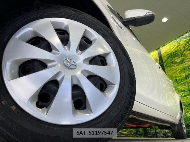 Toyota AQUA 2013-12 8334824-12