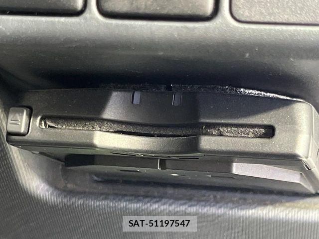 Toyota AQUA 2013-12 8334824-6