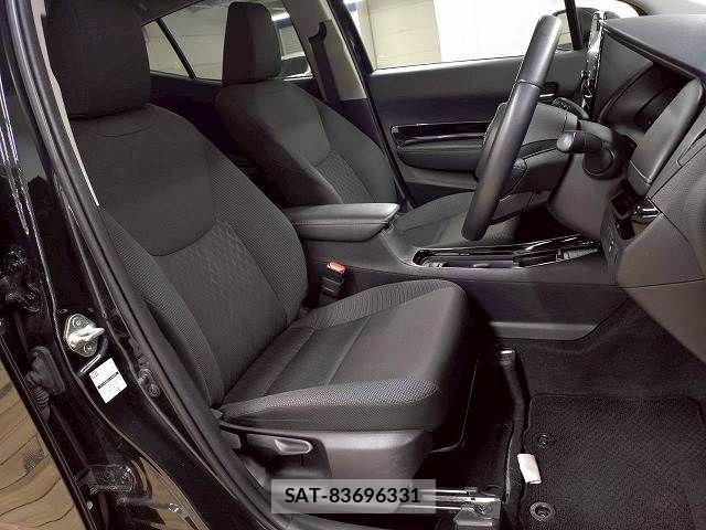 Toyota AQUA 2024-06 8334783-9