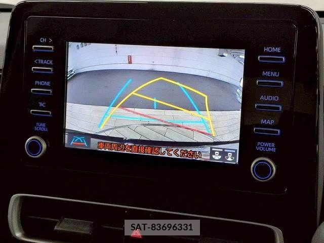 Toyota AQUA 2024-06 8334783-4