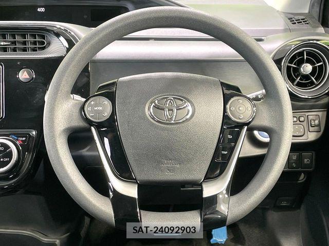 Toyota AQUA 2019-09 8334795-10