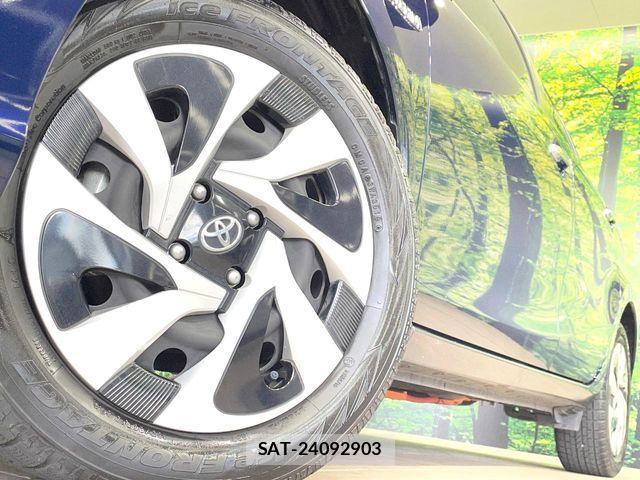 Toyota AQUA 2019-09 8334795-12