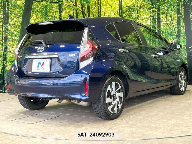 Toyota AQUA 2019-09 8334795-16
