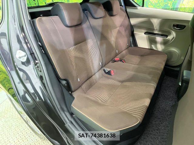 Toyota AQUA 2013-01 8334840-9