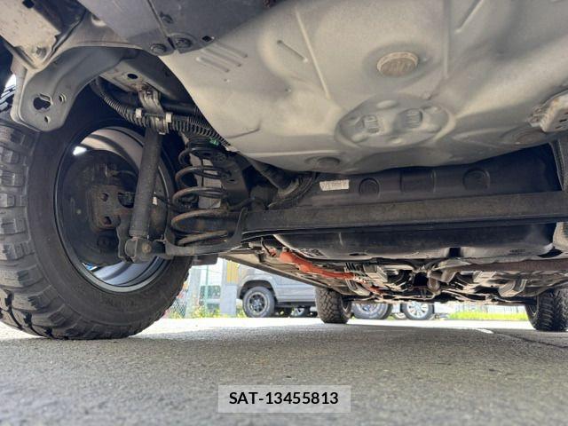 Toyota AQUA 2013-06 8334838-4