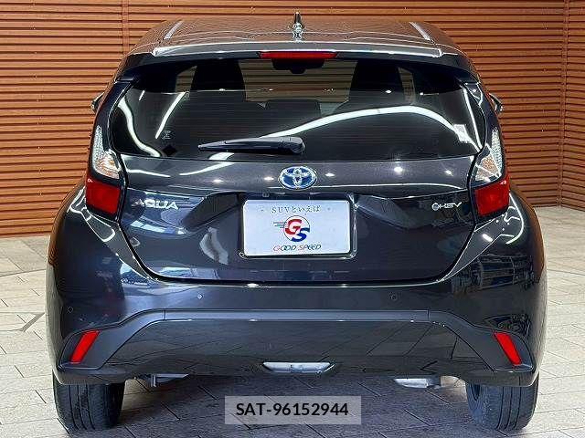Toyota AQUA 2024-06 8334781-18
