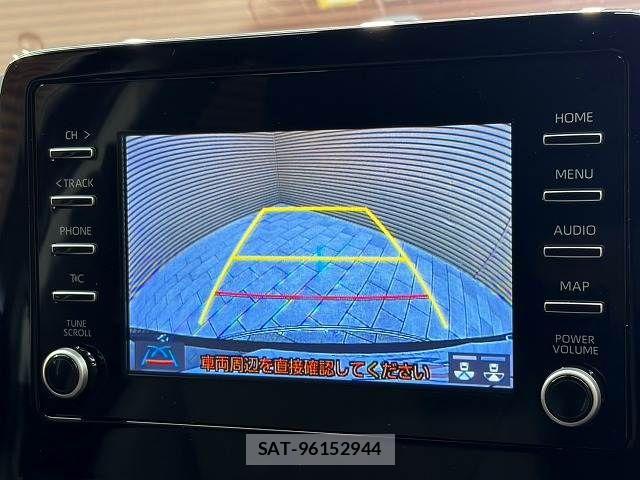 Toyota AQUA 2024-06 8334781-3