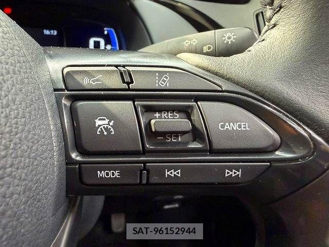 Toyota AQUA 2024-06 8334781-5