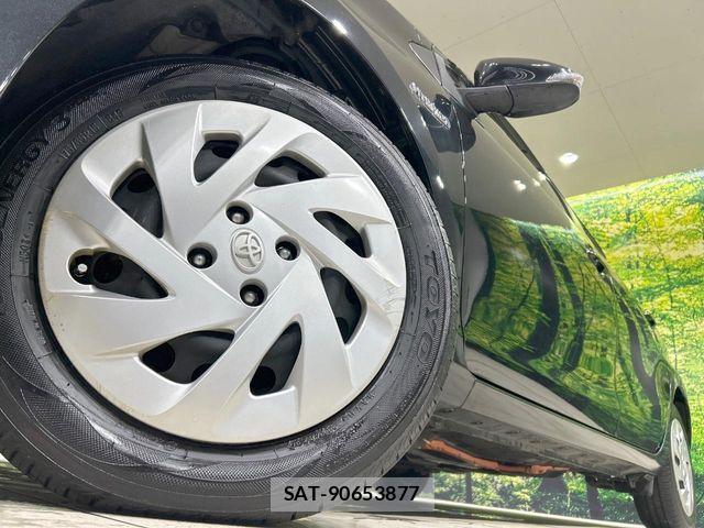 Toyota AQUA 2016-05 8334822-12