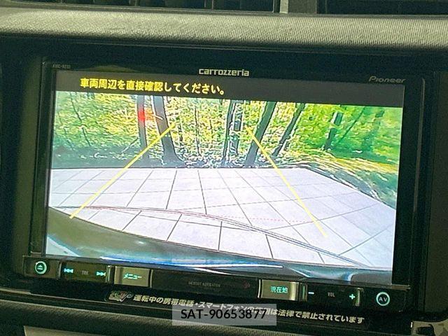 Toyota AQUA 2016-05 8334822-3