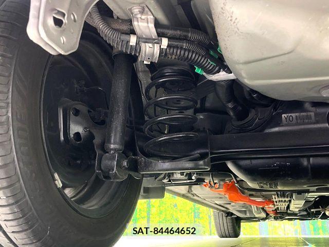 Toyota AQUA 2015-06 8334816-18