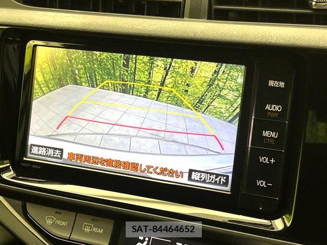 Toyota AQUA 2015-06 8334816-3