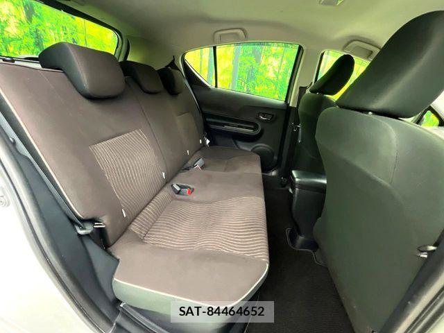 Toyota AQUA 2015-06 8334816-7