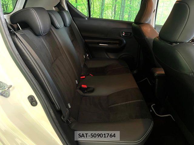 Toyota AQUA 2016-05 8334825-9