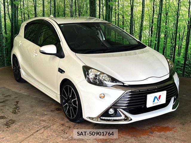 Toyota AQUA 2016-05 8334825-16