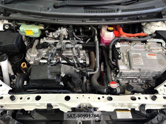 Toyota AQUA 2016-05 8334825-18