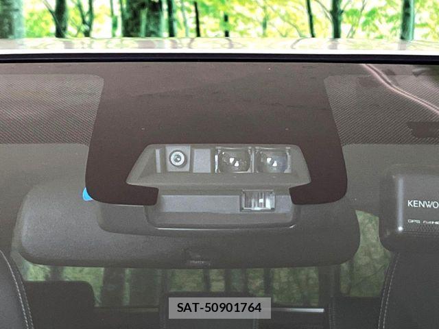Toyota AQUA 2016-05 8334825-2