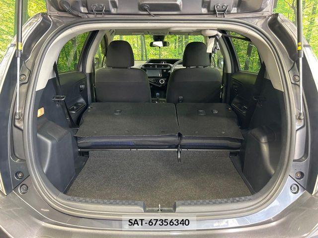 Toyota AQUA 2018-01 8334811-10