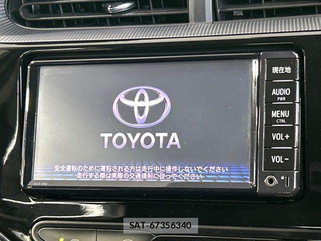Toyota AQUA 2018-01 8334811-3