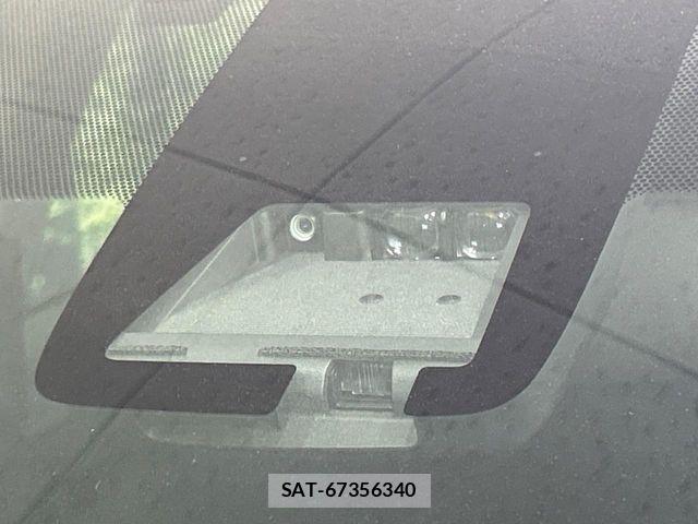 Toyota AQUA 2018-01 8334811-4