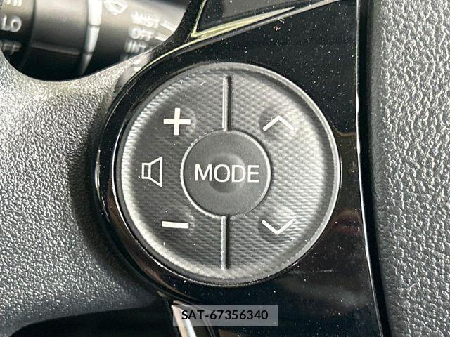 Toyota AQUA 2018-01 8334811-7