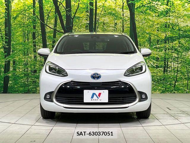 Toyota AQUA 2022-11 8334767-13