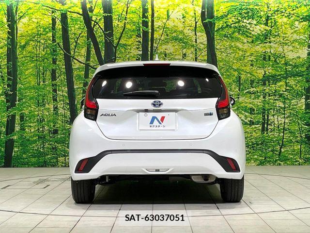 Toyota AQUA 2022-11 8334767-14