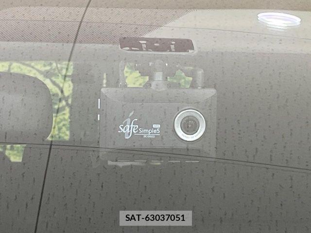 Toyota AQUA 2022-11 8334767-6