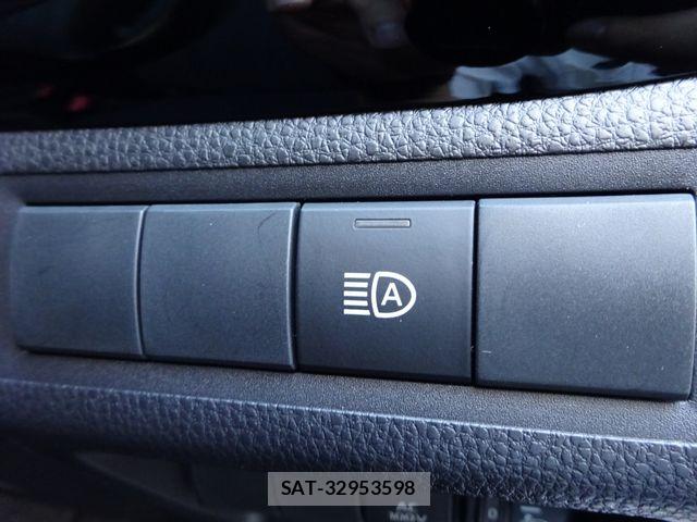 Toyota AQUA 2022-03 8334779-20