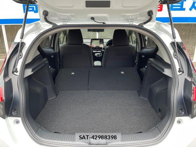Toyota AQUA 2022-03 8334792-9