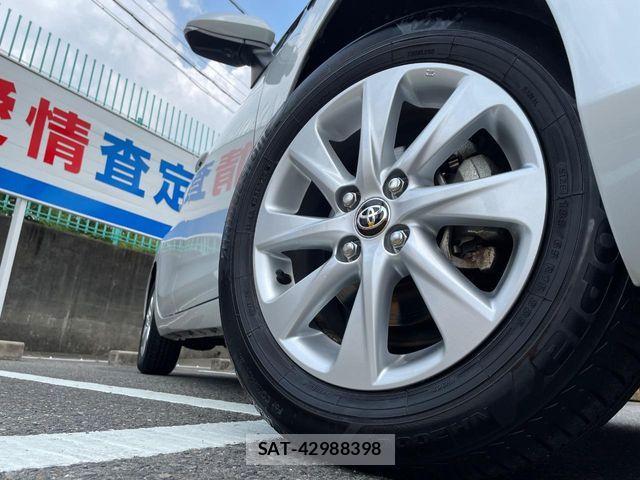 Toyota AQUA 2022-03 8334792-12
