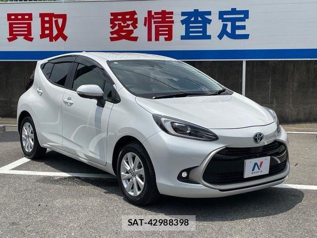 Toyota AQUA 2022-03 8334792-15