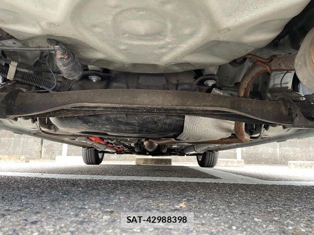 Toyota AQUA 2022-03 8334792-18