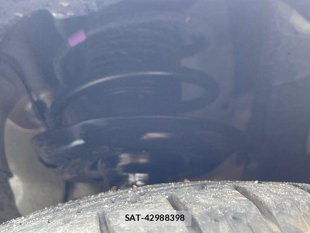 Toyota AQUA 2022-03 8334792-19
