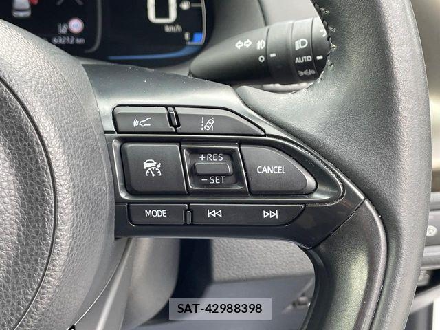 Toyota AQUA 2022-03 8334792-4