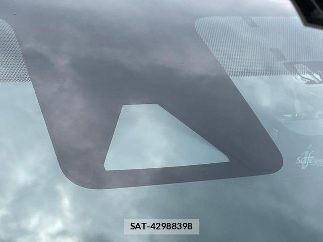 Toyota AQUA 2022-03 8334792-6