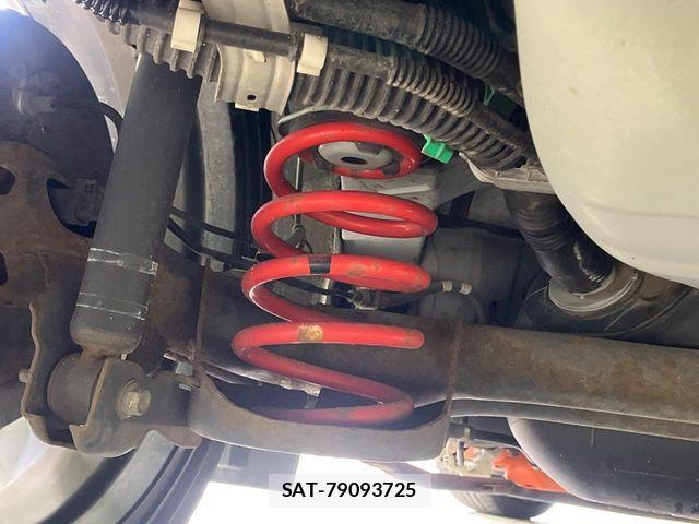 Toyota AQUA 2015-02 8334801-19