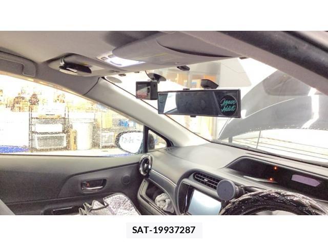 Toyota AQUA 2014-12 8334847-8