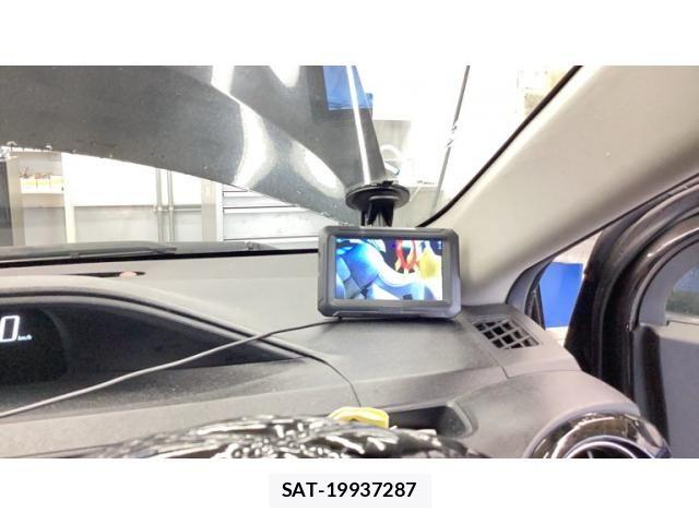 Toyota AQUA 2014-12 8334847-5